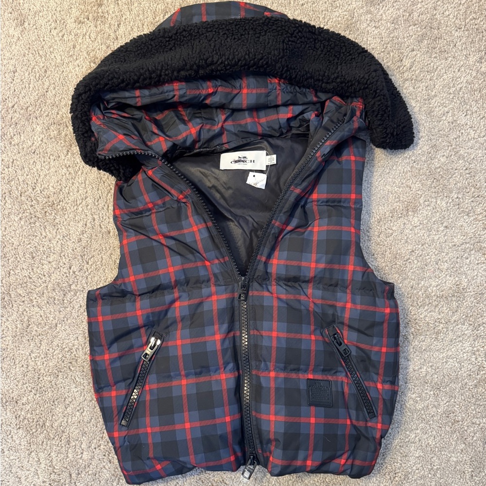 Coach puffer Vest- women’s XS. New. Cut tag. Send offer ❤️❤️